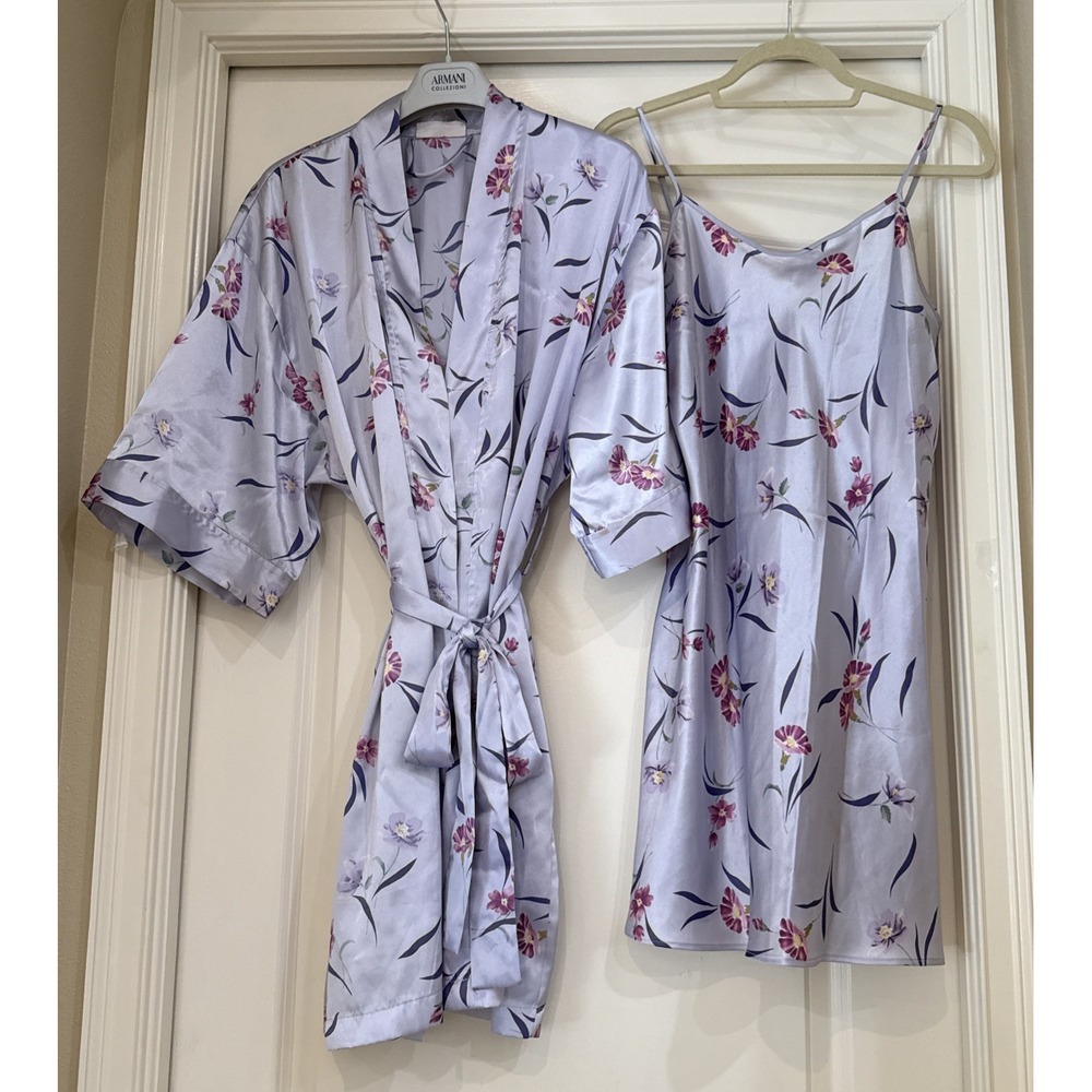 VTG 2 Piece Undercover Wear Lavender Floral Silky Satin Robe O/S & Slip Sz M *se